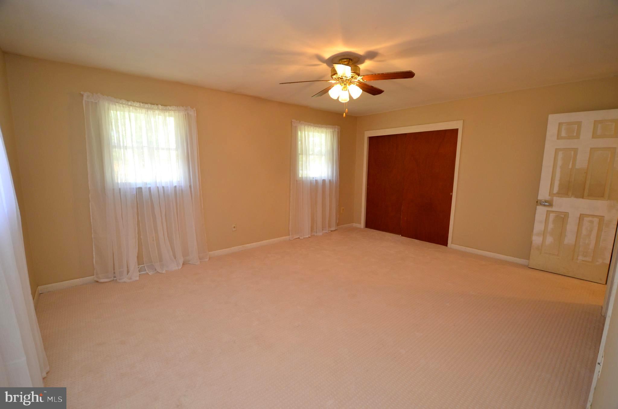 5360 Solomons Island Road Huntingtown, MD 20639 - Photo 31 of 46 Owners bedroom