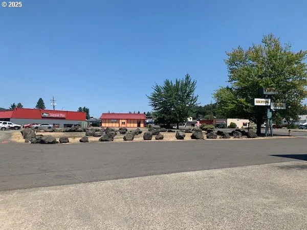 $249,500 | 0 Southwest Main Street, Winston, OR 97496