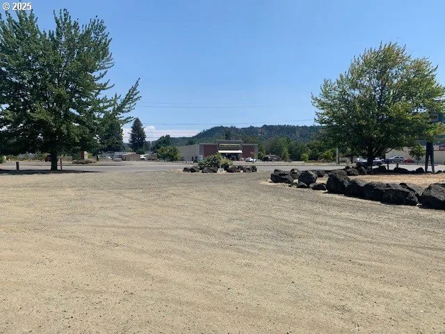 $249,500 | 0 Southwest Main Street, Winston, OR 97496