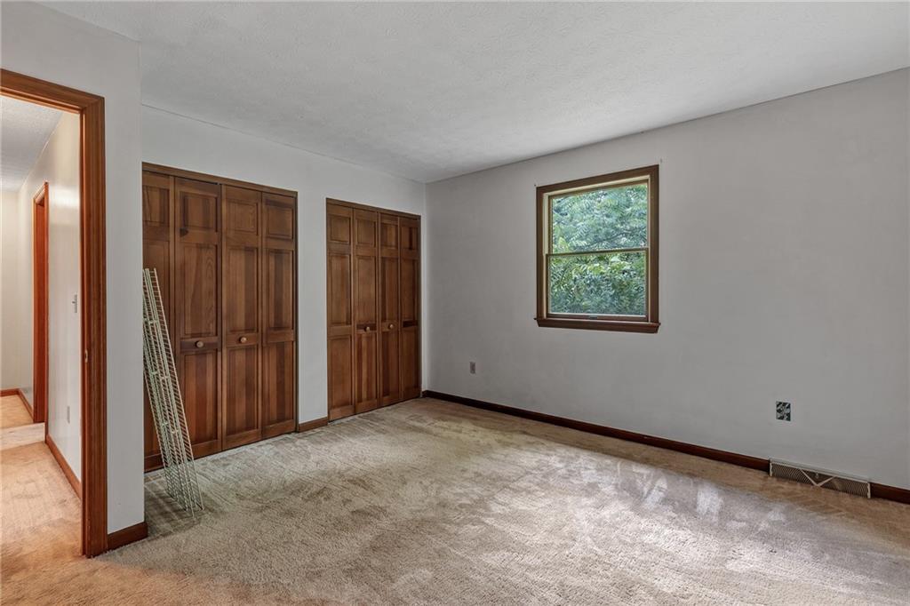 4730 Dutch Ridge Road Beaver, PA 15009 - Photo 11 of 23