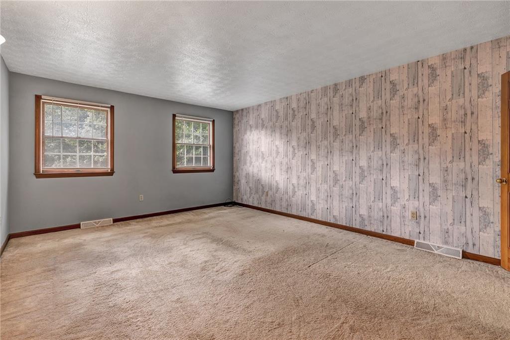 4730 Dutch Ridge Road Beaver, PA 15009 - Photo 16 of 23