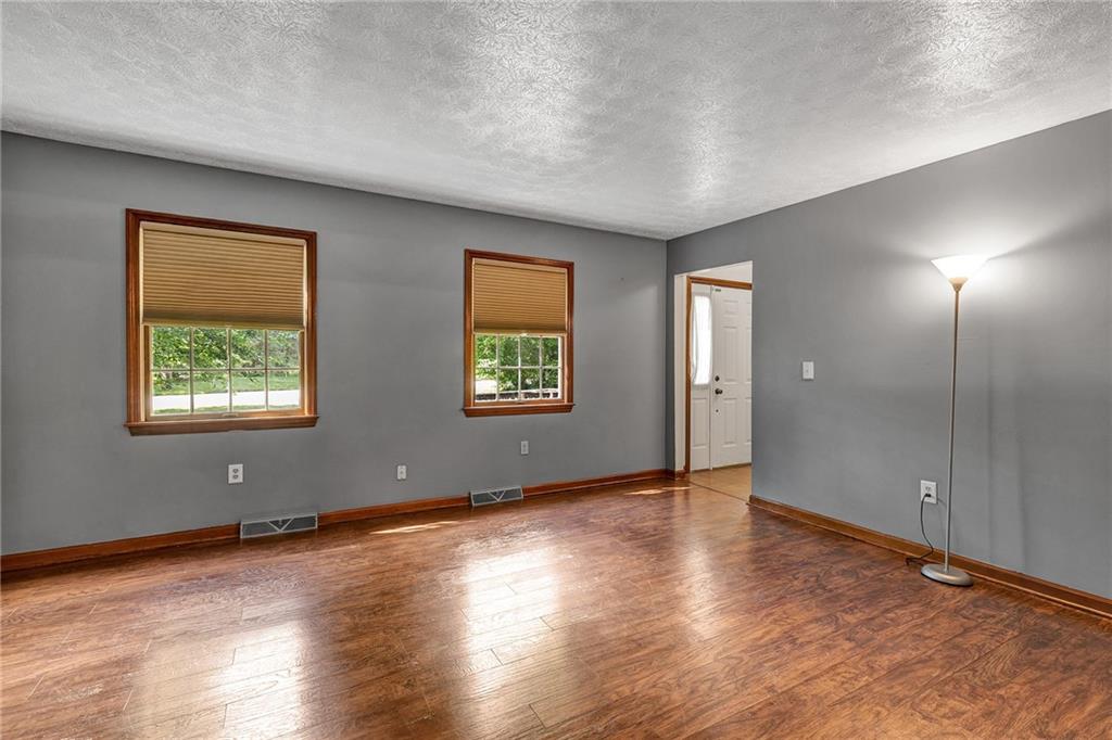 4730 Dutch Ridge Road Beaver, PA 15009 - Photo 7 of 23