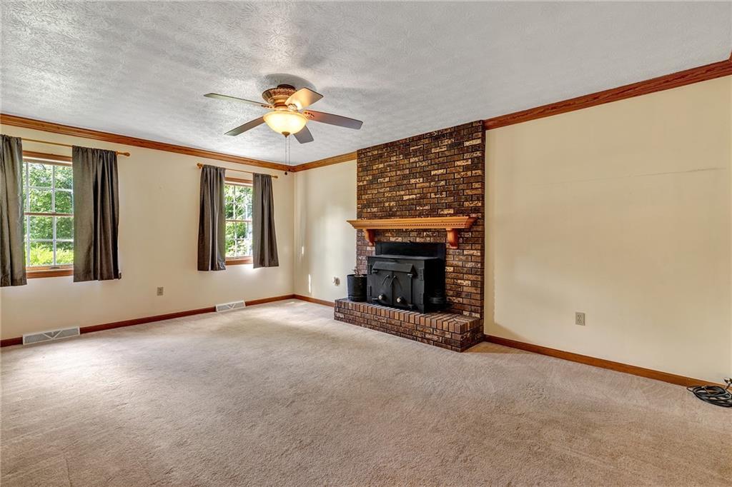4730 Dutch Ridge Road Beaver, PA 15009 - Photo 8 of 23
