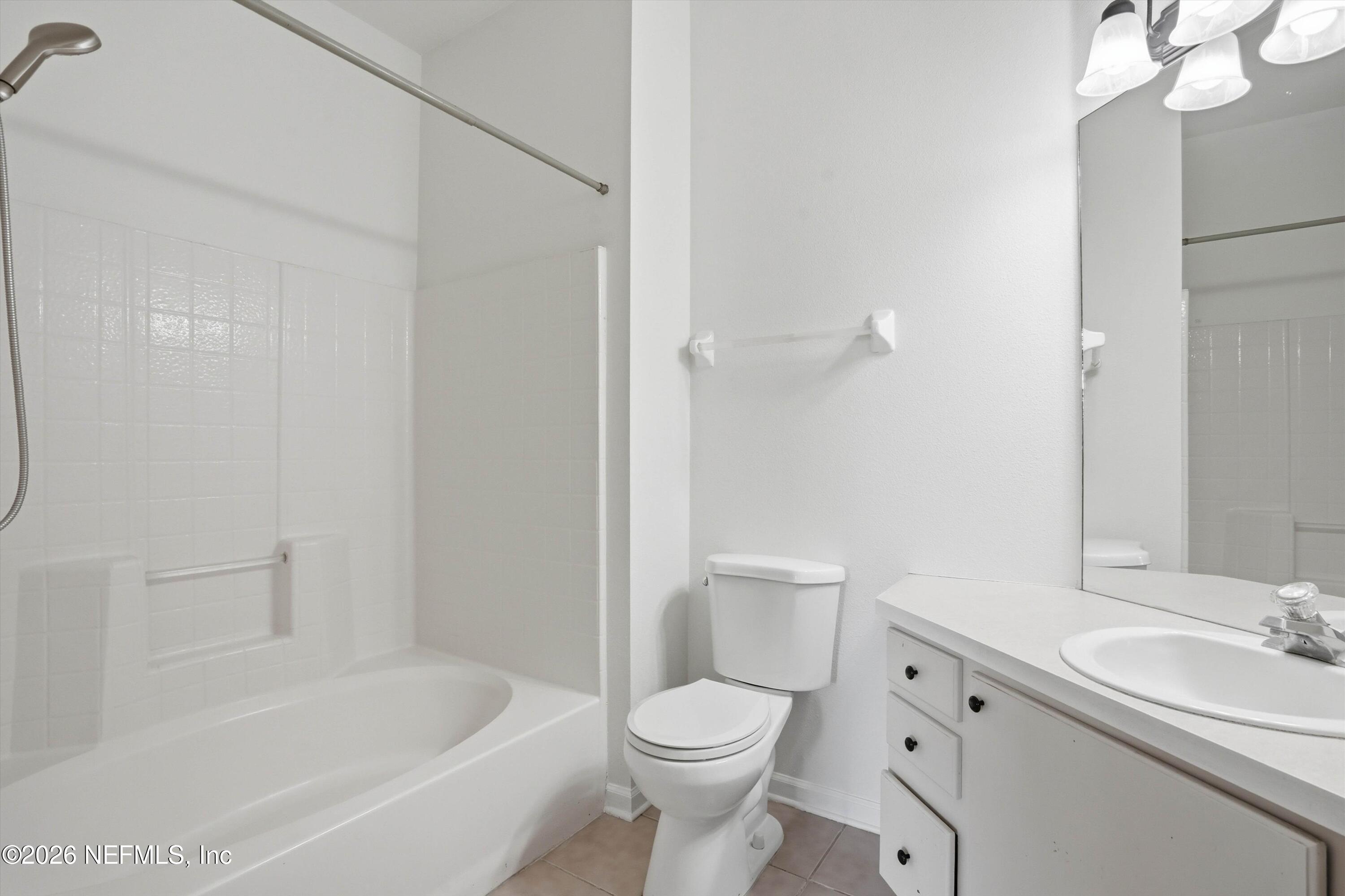 7990 Baymeadows Road East, Unit 918 Jacksonville, FL 32256 - Photo 26 of 37 24-Bathroom 2