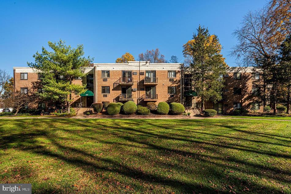 1575 West Street Road, Unit 439 Warminster, PA 18974 - Photo 2 of 10