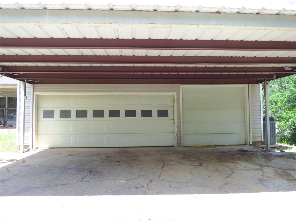 10080 Arvin Hill Road Aubrey, TX 76227 - Photo 33 of 40 a black and white photo of a room