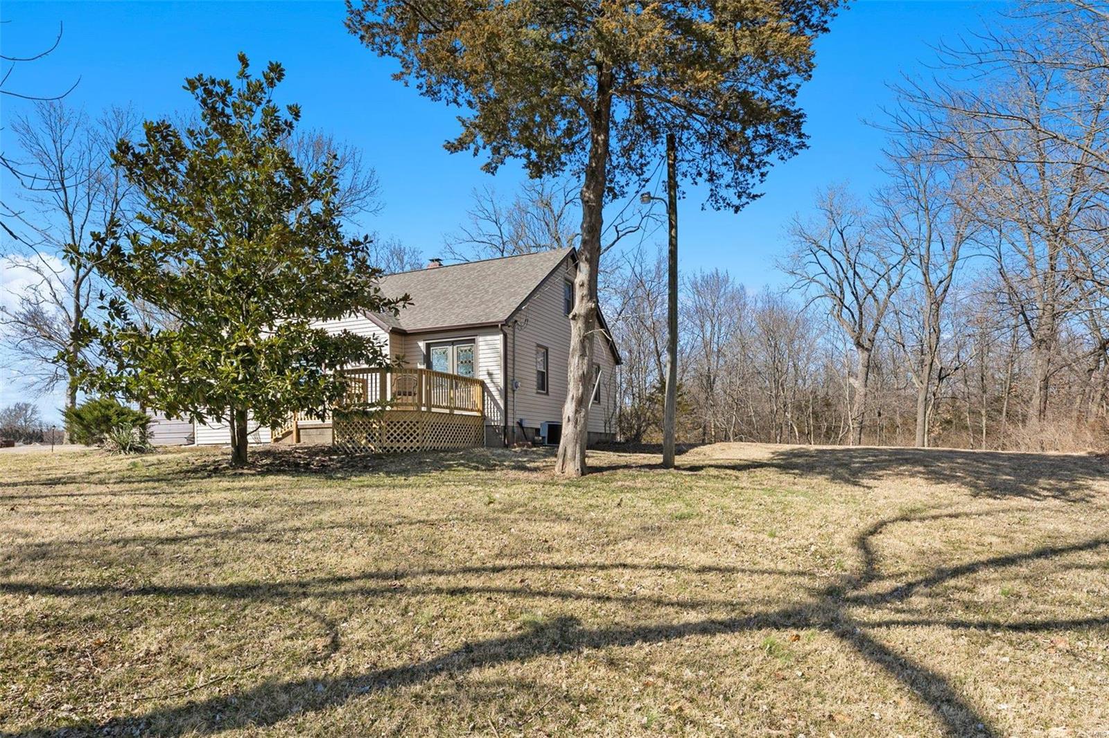 1826 Arkansas Road Highland, IL 62249 - Photo 25 of 32