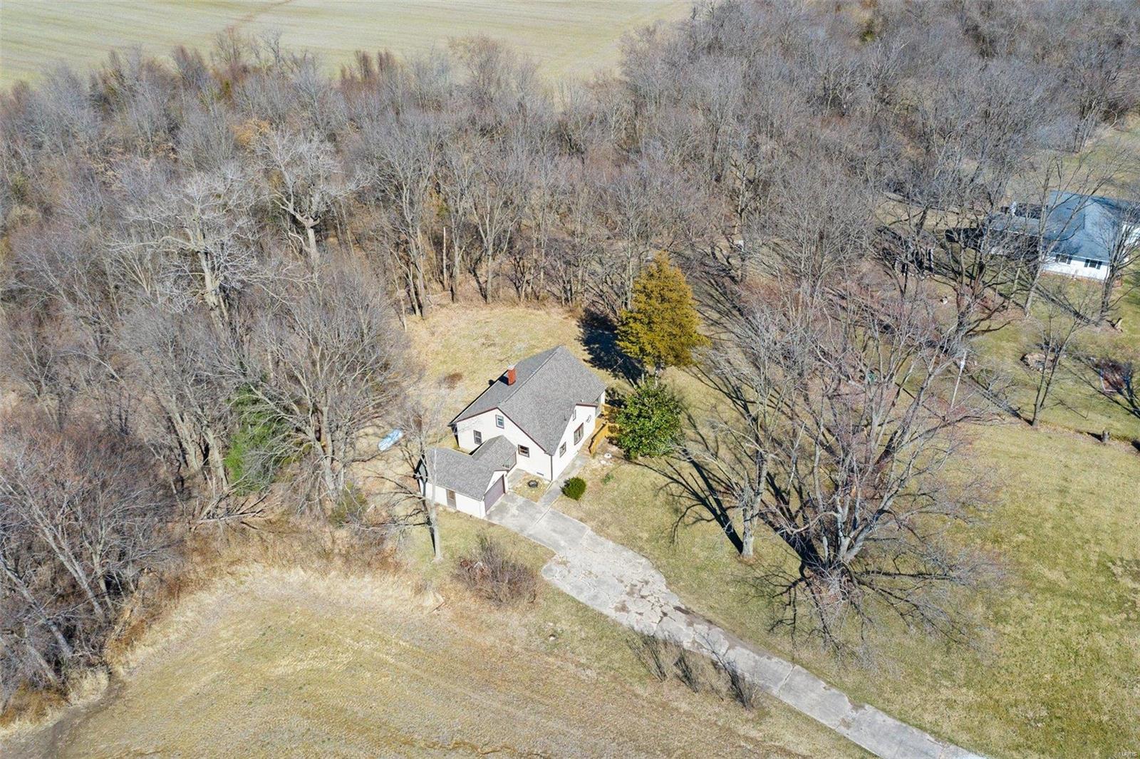 1826 Arkansas Road Highland, IL 62249 - Photo 29 of 32