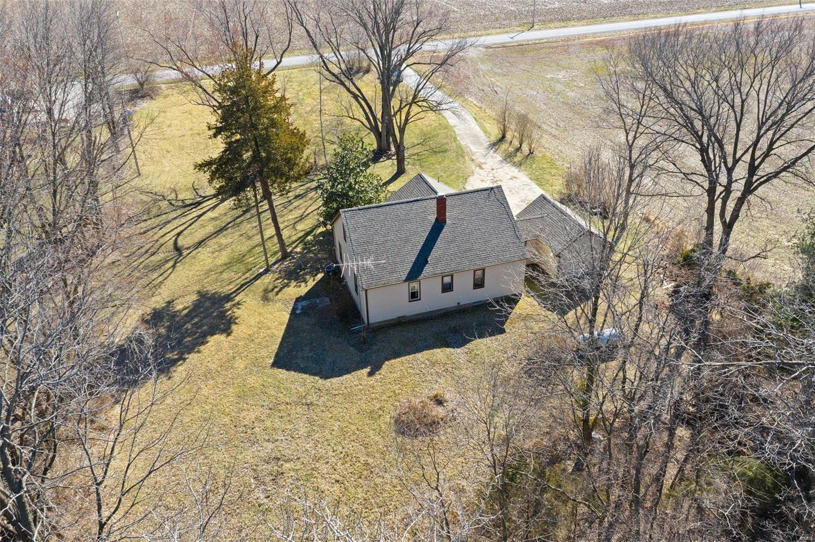 1826 Arkansas Road Highland, IL 62249 - Photo 31 of 32