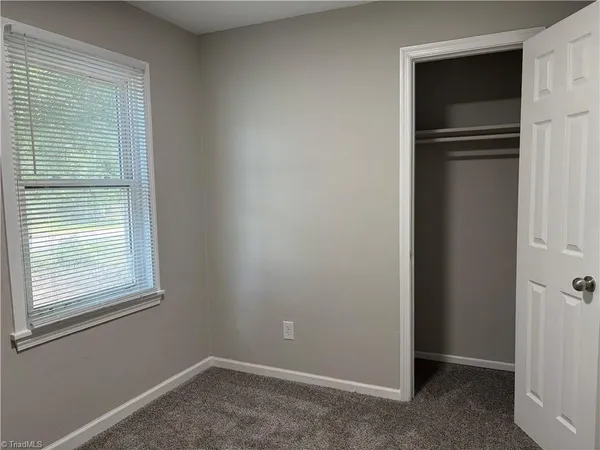 $1,349 | 212 North 12th Avenue, Mayodan, NC 27027