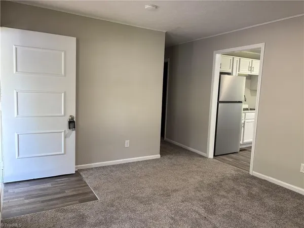 $1,349 | 212 North 12th Avenue, Mayodan, NC 27027