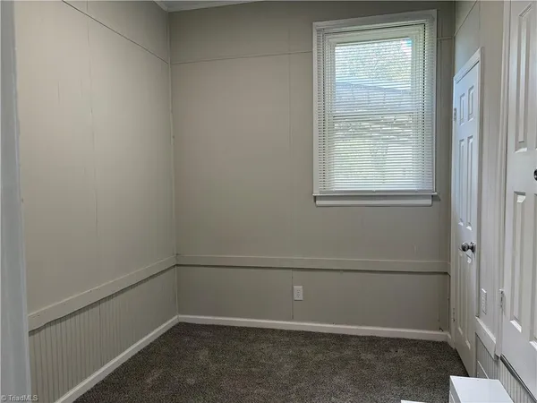 $1,349 | 212 North 12th Avenue, Mayodan, NC 27027