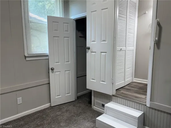 $1,349 | 212 North 12th Avenue, Mayodan, NC 27027