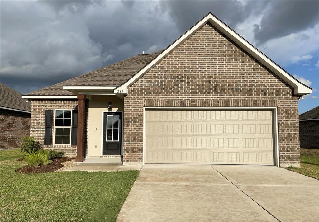 237 White Castle North Iowa, LA 70647 - Photo 1 of 12 Gallery Image 1