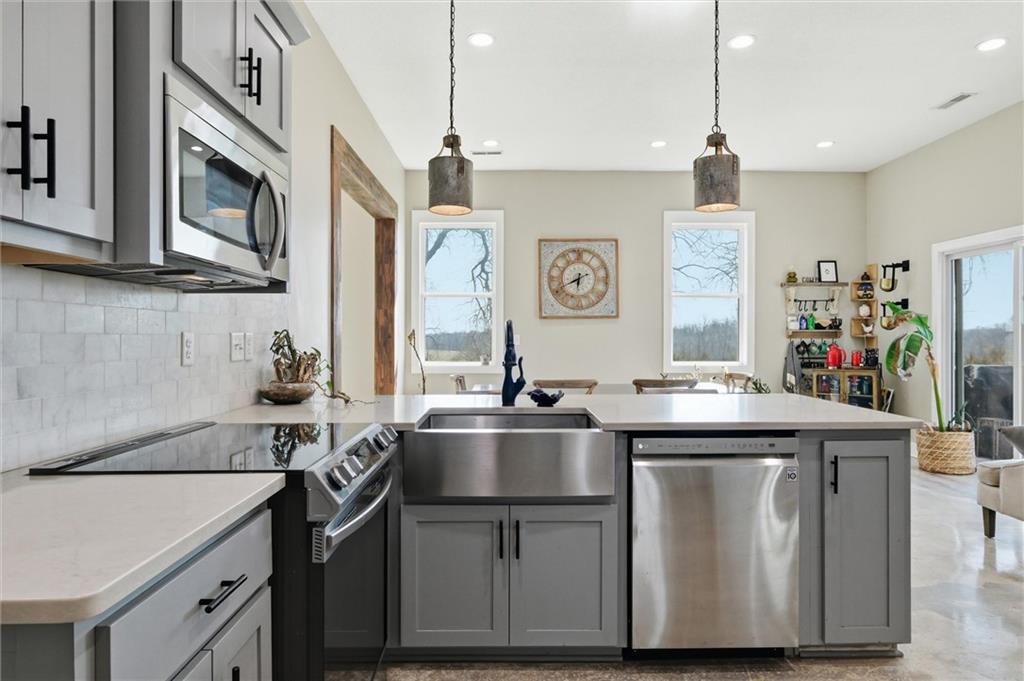 3826 South Sweeney Road Grain Valley, MO 64029 - Photo 13 of 41