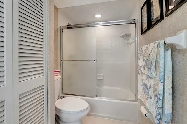 $2,500 | 500 Treasure Island Causeway, Unit 501, Treasure Island, FL 33706