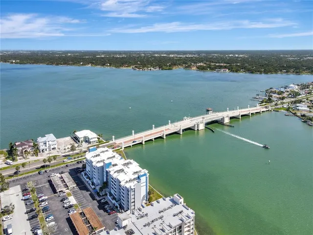 $2,500 | 500 Treasure Island Causeway, Unit 501, Treasure Island, FL 33706