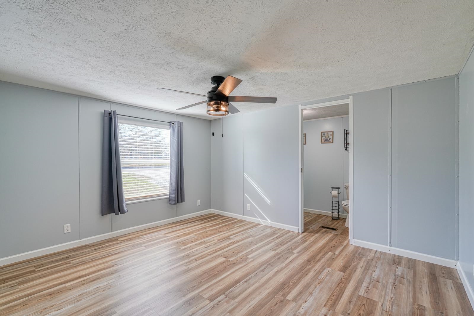 739 East Fleming Farm Drive Inman, SC 29349 - Photo 15 of 41