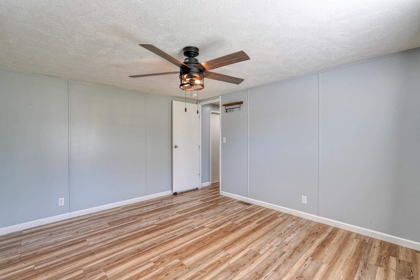 739 East Fleming Farm Drive Inman, SC 29349 - Photo 17 of 41