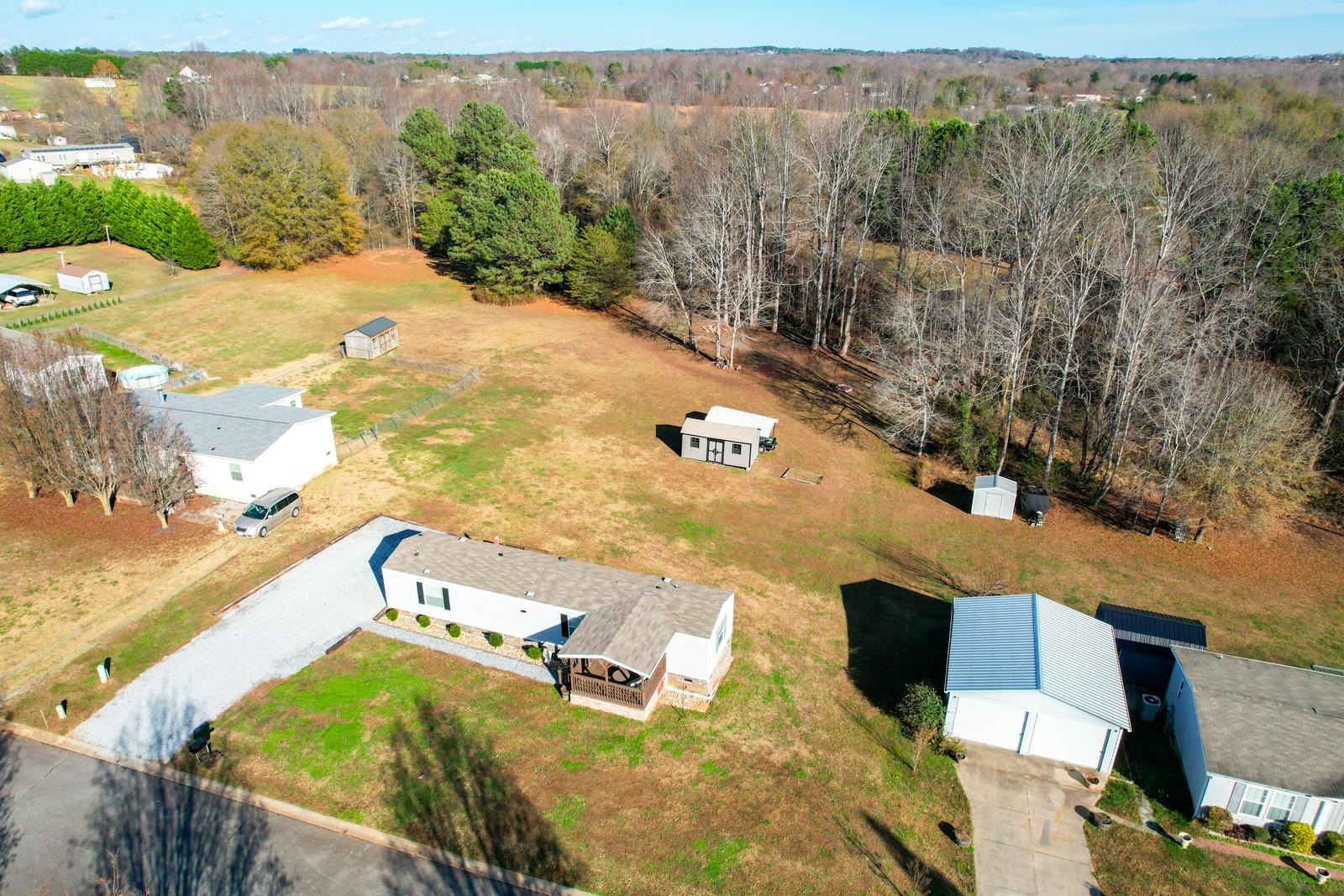 739 East Fleming Farm Drive Inman, SC 29349 - Photo 34 of 41