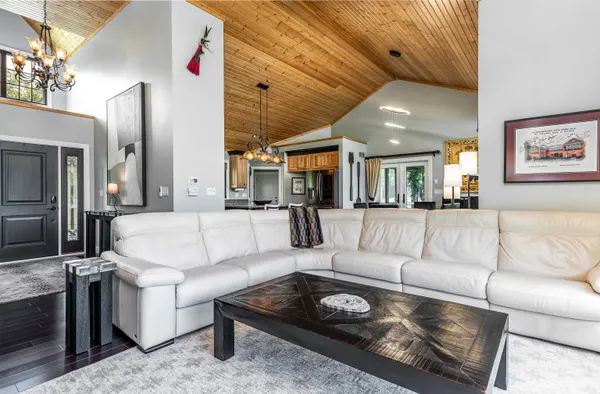 $679,900 | 6 Hickory Trail, Galena, IL 61036