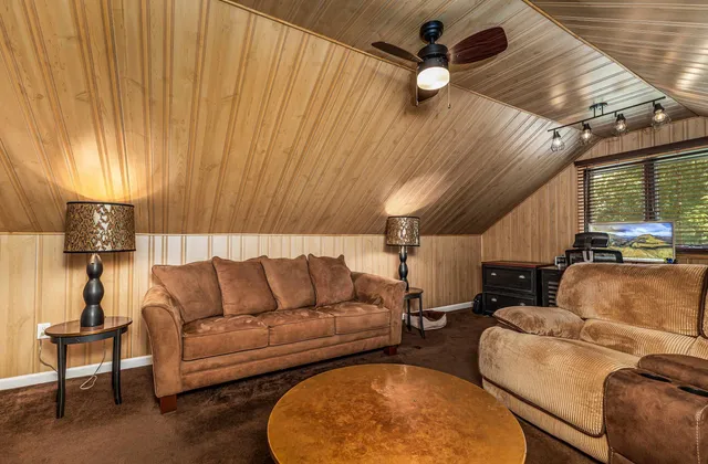 $684,900 | 6 Hickory Trail, Galena, IL 61036