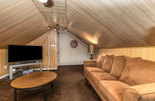 $684,900 | 6 Hickory Trail, Galena, IL 61036