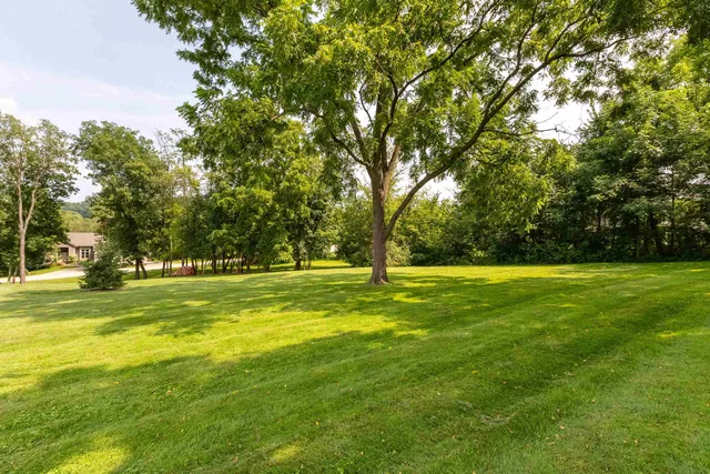 $684,900 | 6 Hickory Trail, Galena, IL 61036