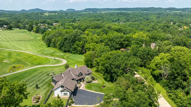 $684,900 | 6 Hickory Trail, Galena, IL 61036