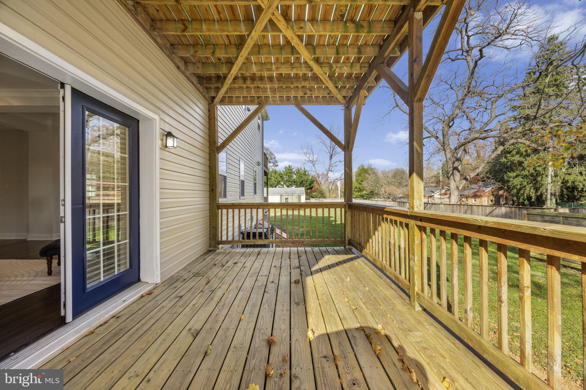 2420 West Rogers Avenue Baltimore, MD 21209 - Photo 25 of 67 Porch off living room