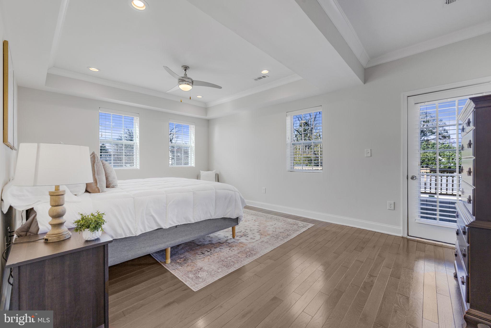 2420 West Rogers Avenue Baltimore, MD 21209 - Photo 28 of 67 Primary bedroom