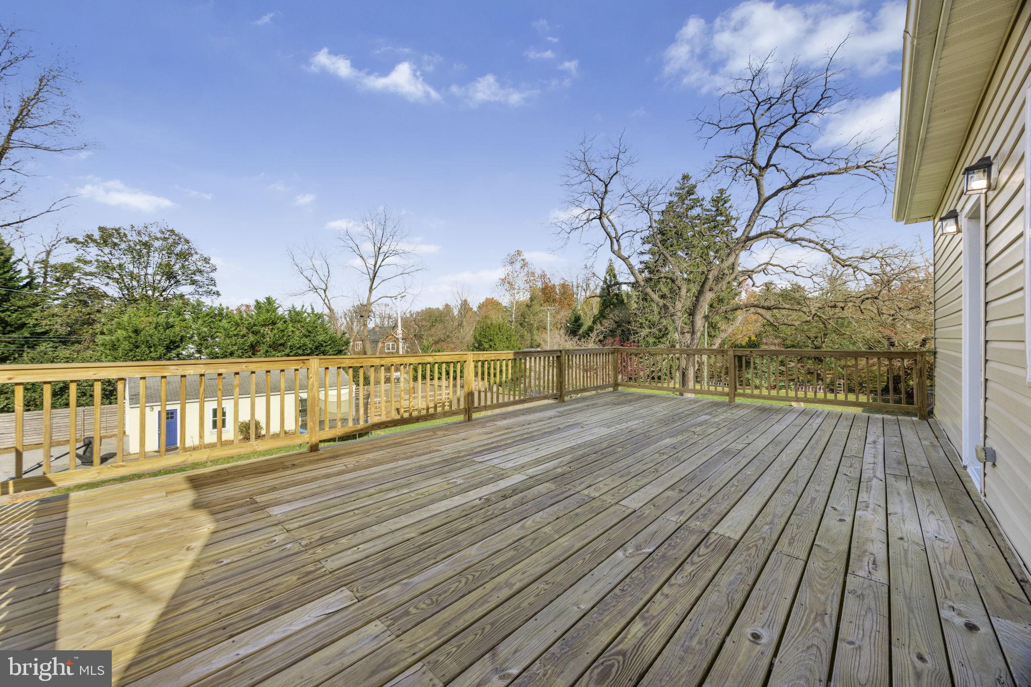 2420 West Rogers Avenue Baltimore, MD 21209 - Photo 31 of 67 Primary private deck