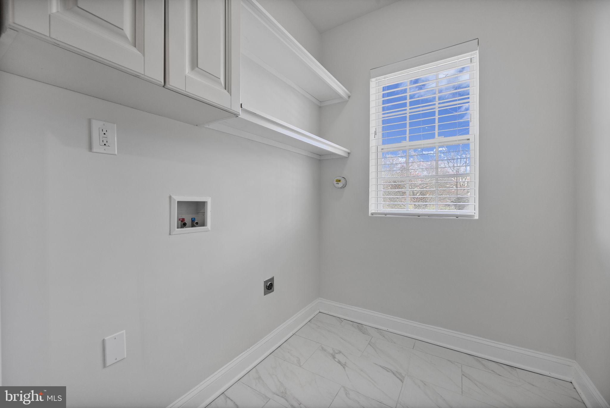 2420 West Rogers Avenue Baltimore, MD 21209 - Photo 41 of 67 a view of room with window