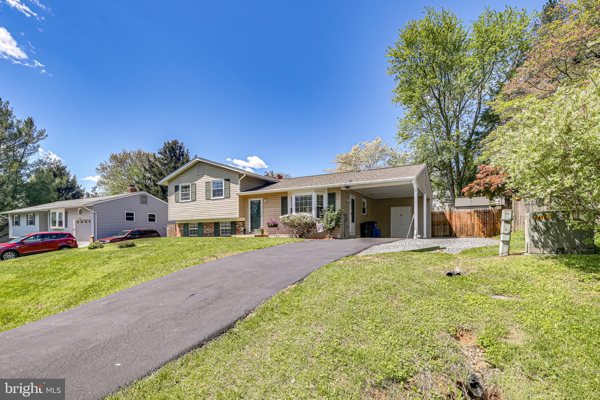 24212 Log House Road Gaithersburg, MD 20882 - Photo 3 of 30