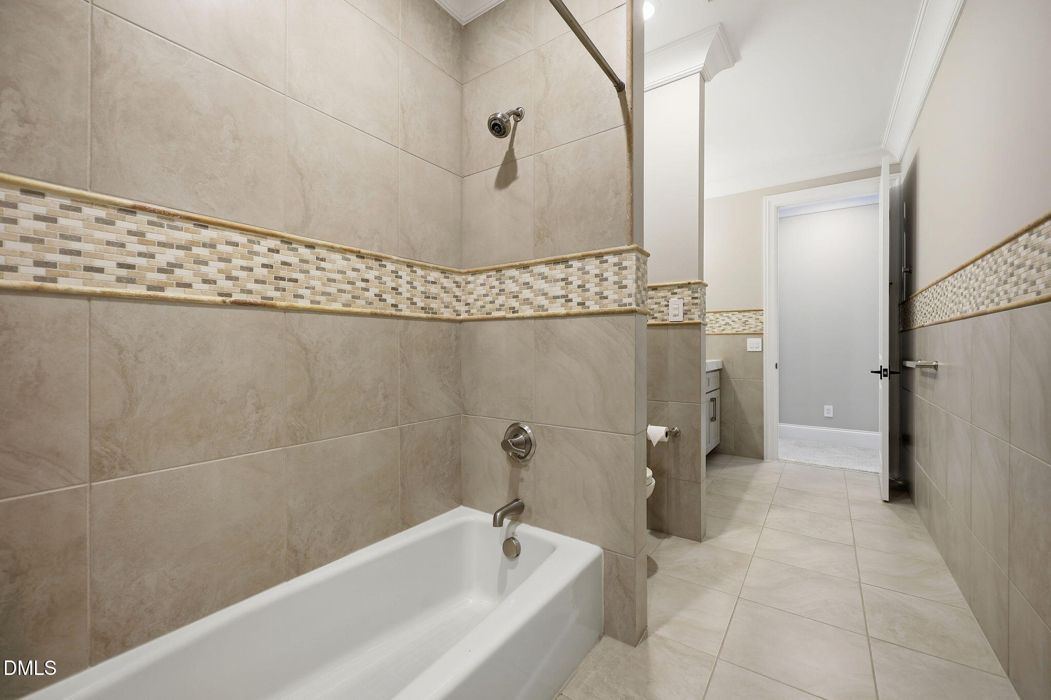 6205 Autrey Court Raleigh, NC 27613 - Photo 20 of 99 19-web-or-mls-IMG_6659