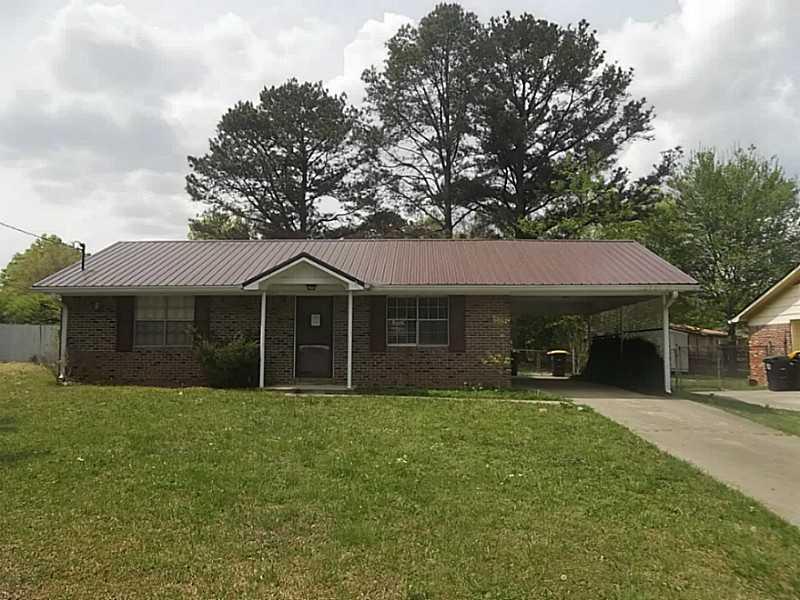 137 Malone Drive Rome, GA 30165 - Photo 1 of 1 Exterior Front.