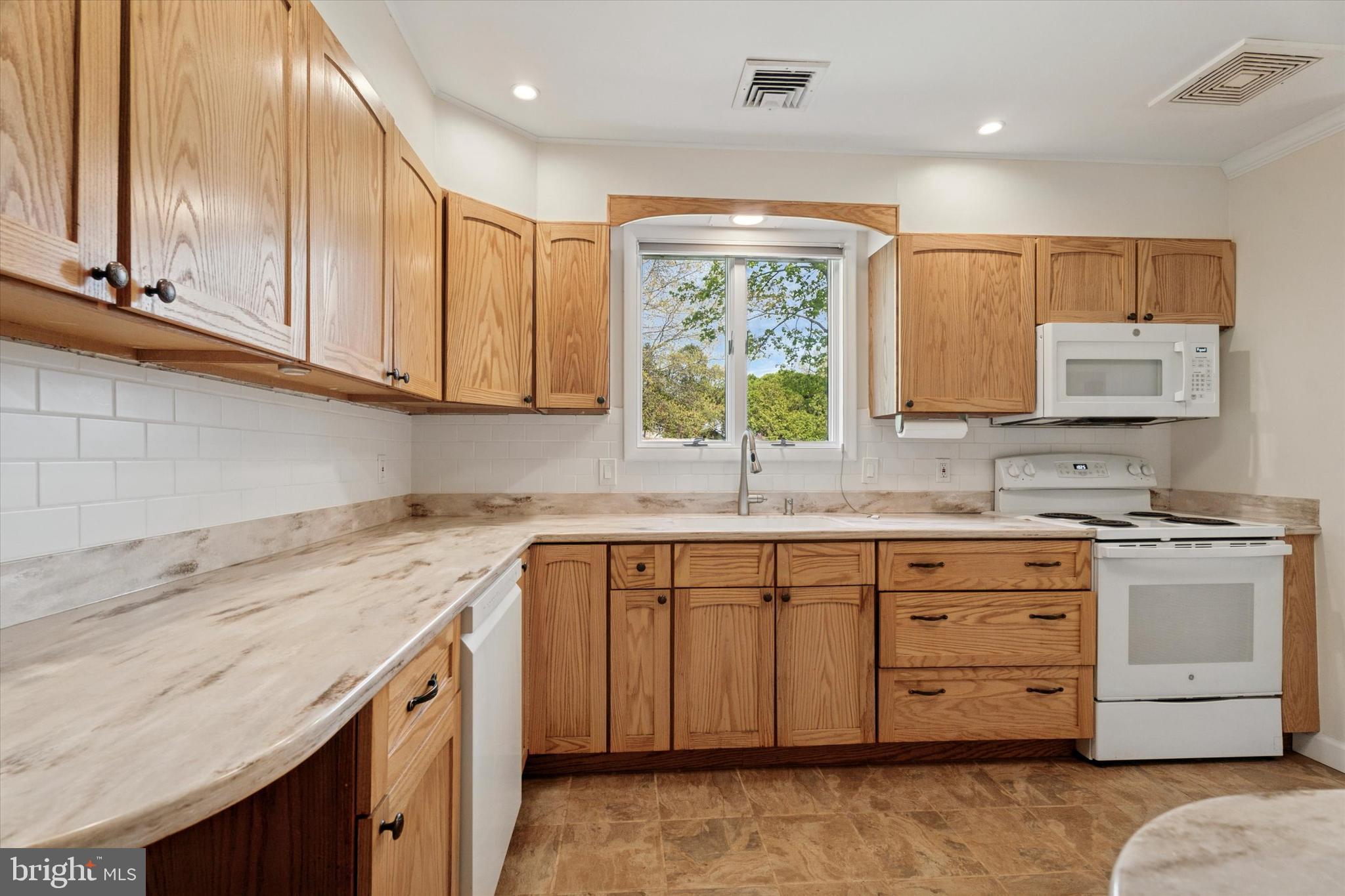 509 Vaughn Road Royersford, PA 19468 - Photo 11 of 40 Kitchen