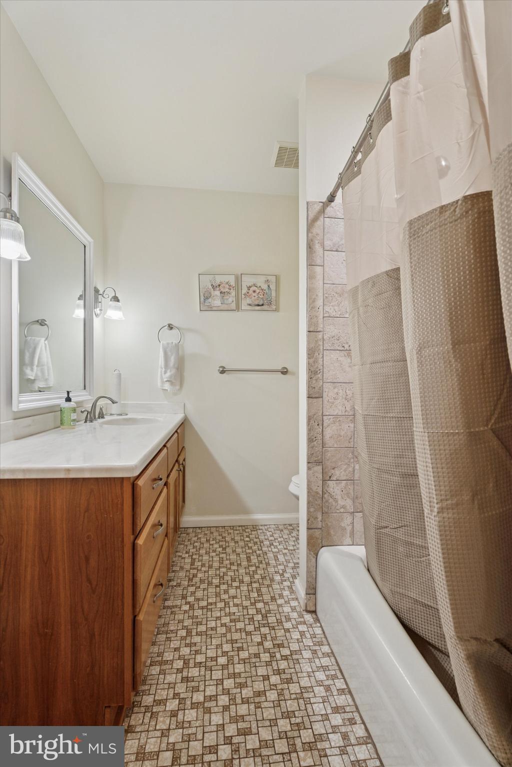 509 Vaughn Road Royersford, PA 19468 - Photo 15 of 40 Hall Bathroom