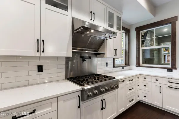 $2,975,000 | 399 Forest Knolls Drive, Sandpoint, ID 83864