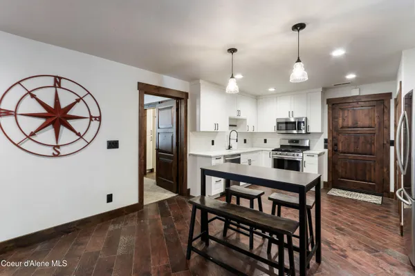 $2,975,000 | 399 Forest Knolls Drive, Sandpoint, ID 83864