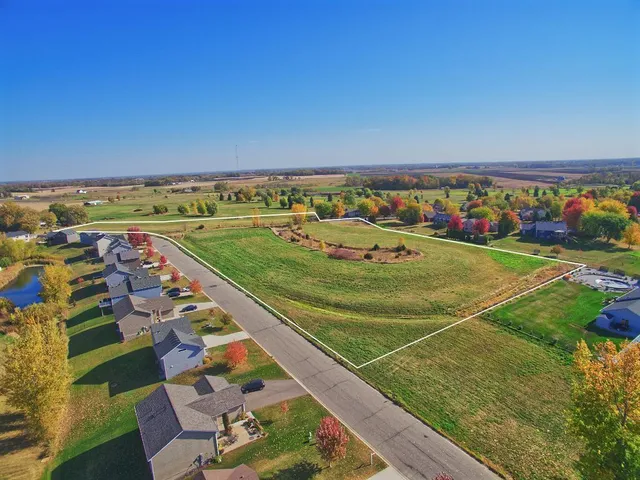 $250,000 | 5-xxx Ingram Avenue Southwest, Howard Lake, MN 55349