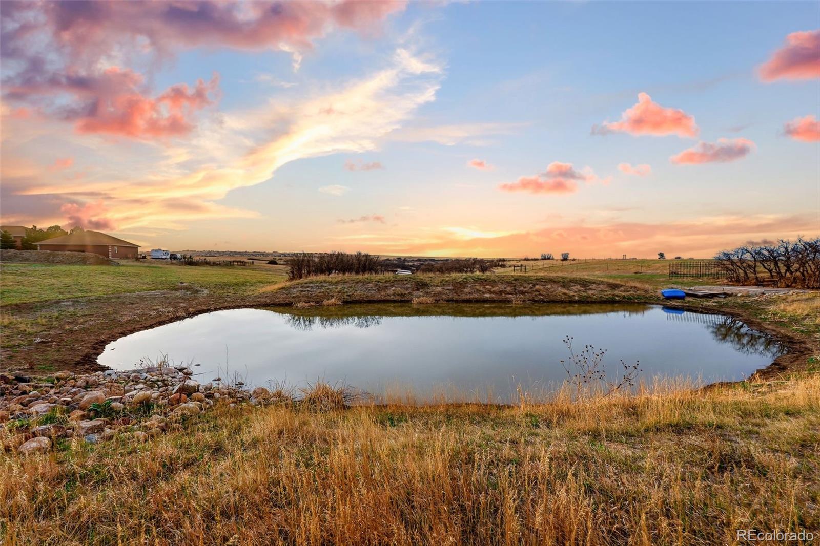4347 Crowfoot Valley Road Castle Rock, CO 80108 - Photo 38 of 50 a view of an ocean