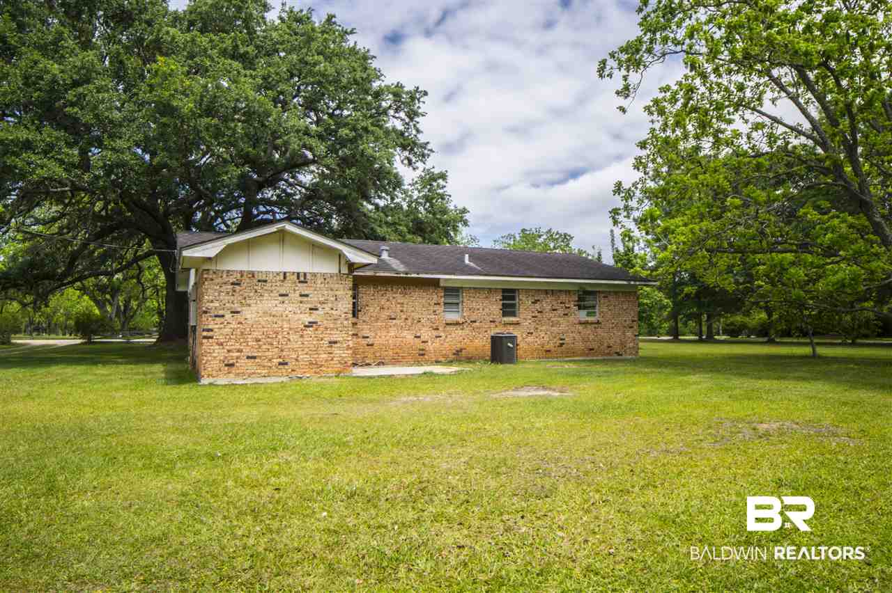 13031 Hugh Fort Road Grand Bay, AL 36541 - Photo 22 of 29 Back Patio