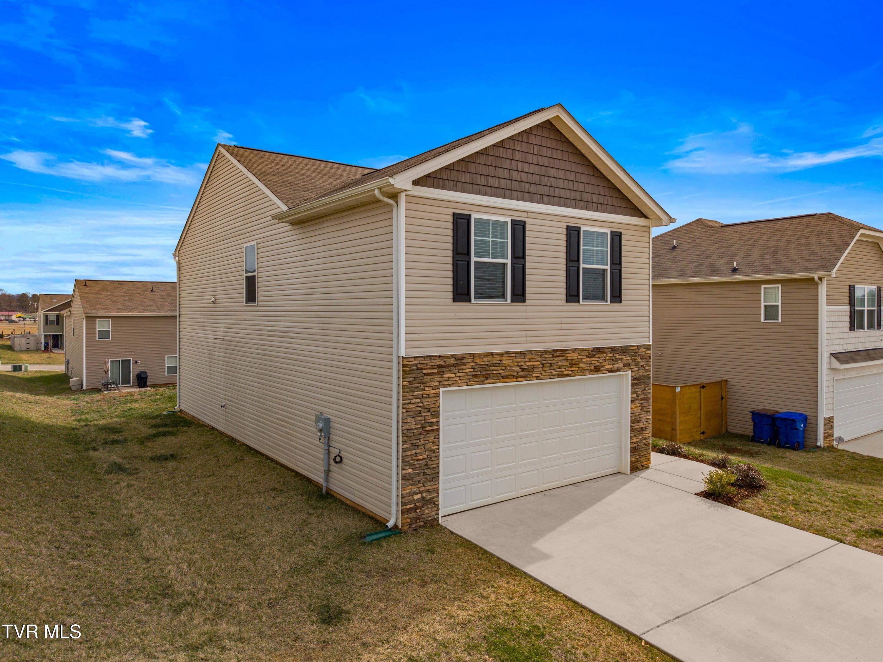 2320 Beacon Road Talbott, TN 37877 - Photo 26 of 34 027-2320BeaconRoad-JeffersonCity-TN-3787
