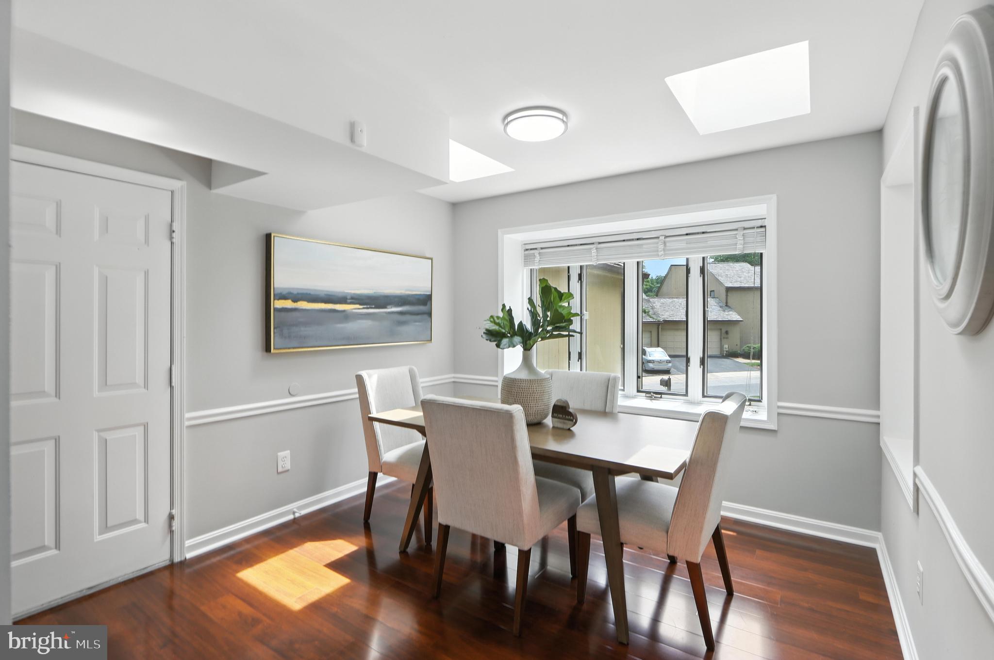 3005 Courtside Road Bowie, MD 20721 - Photo 20 of 43 a dining room with furniture and window