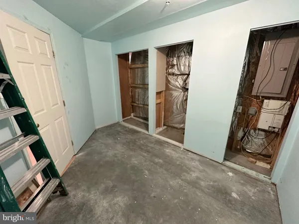 $2,300 | 8855 Papillon Drive, Ellicott City, MD 21043