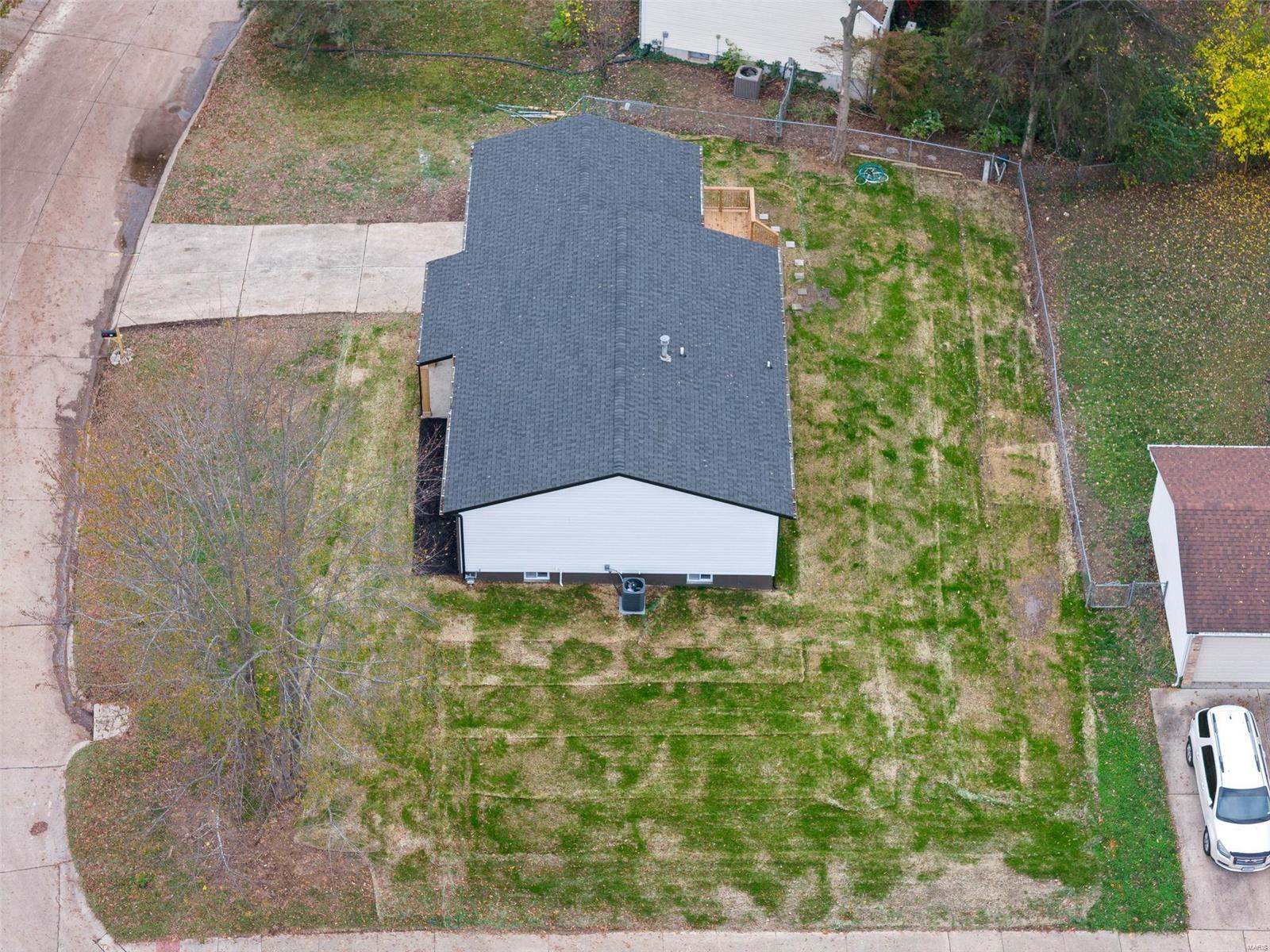 33 Gardenview Drive St. Peters, MO 63376 - Photo 37 of 43