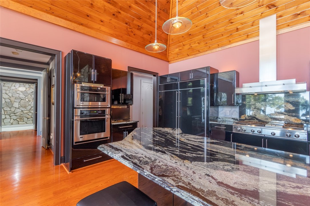 526 Broyles Point Road Townville, SC 29689 - Photo 14 of 50 Gallery Image 14