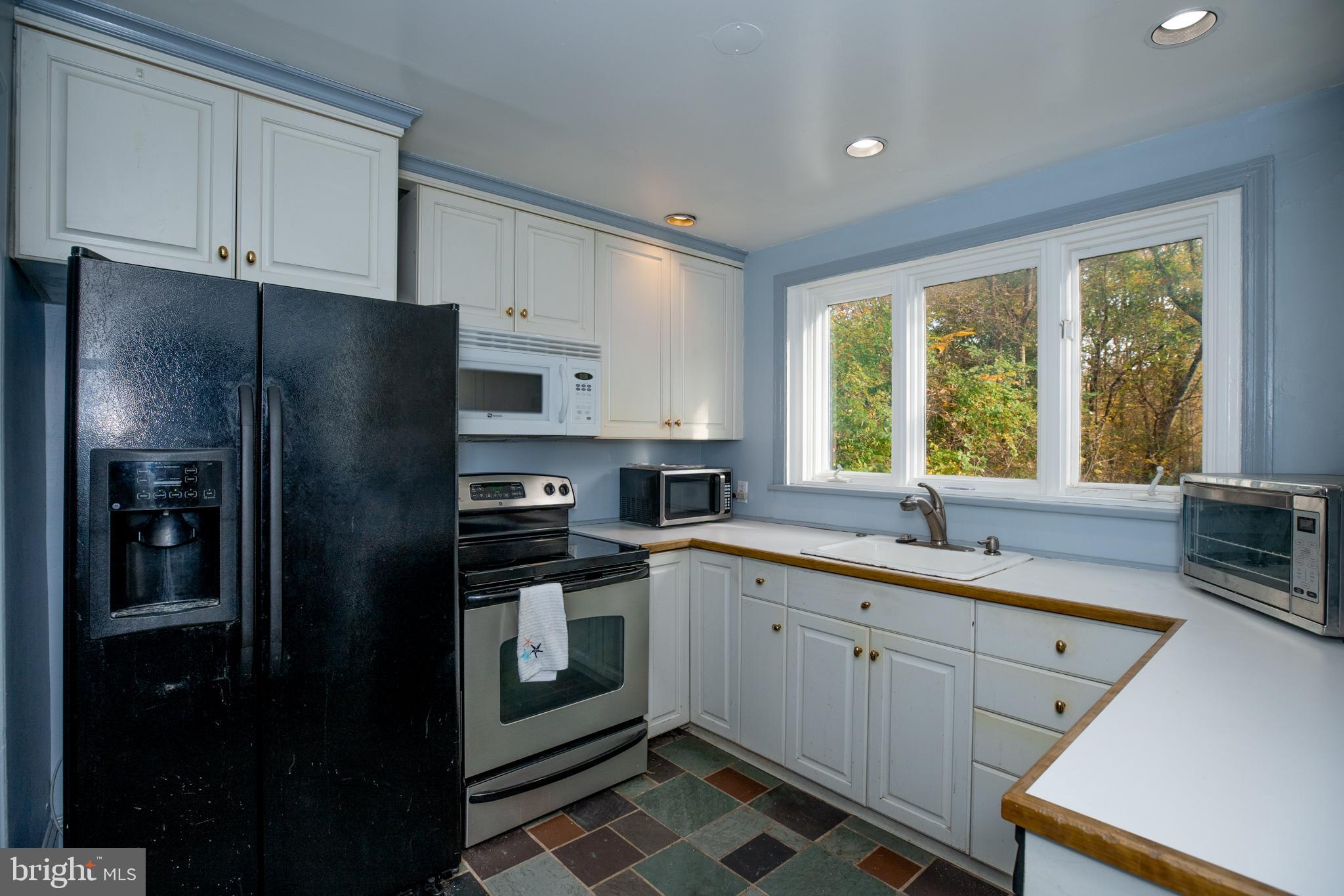 1945 Lower State Road Doylestown, PA 18901 - Photo 8 of 33