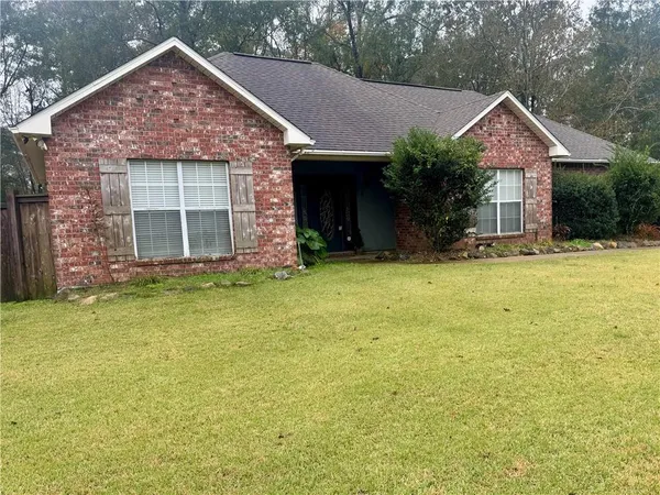 $315,000 | 8 Cedar Crest Drive, Pineville, LA 71360